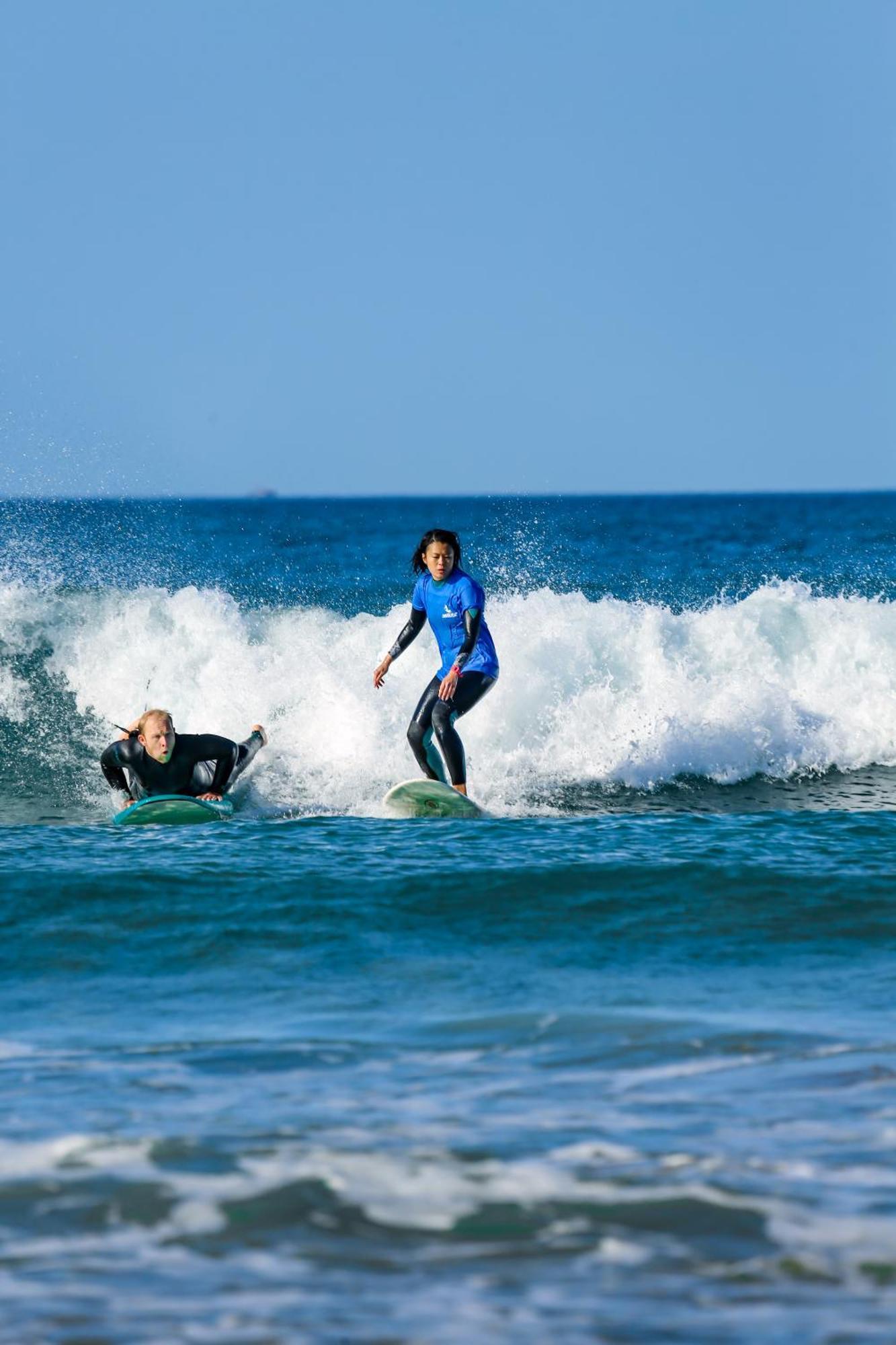 Santacruz Surf Camp Hostel